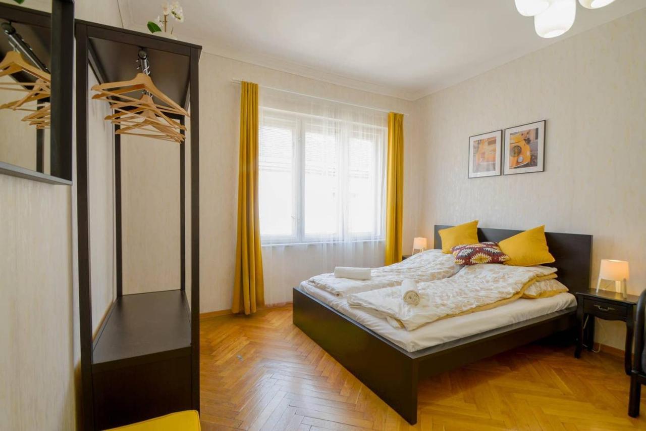 Lonyay Gellert View 2Br Apartment Budapest Luaran gambar