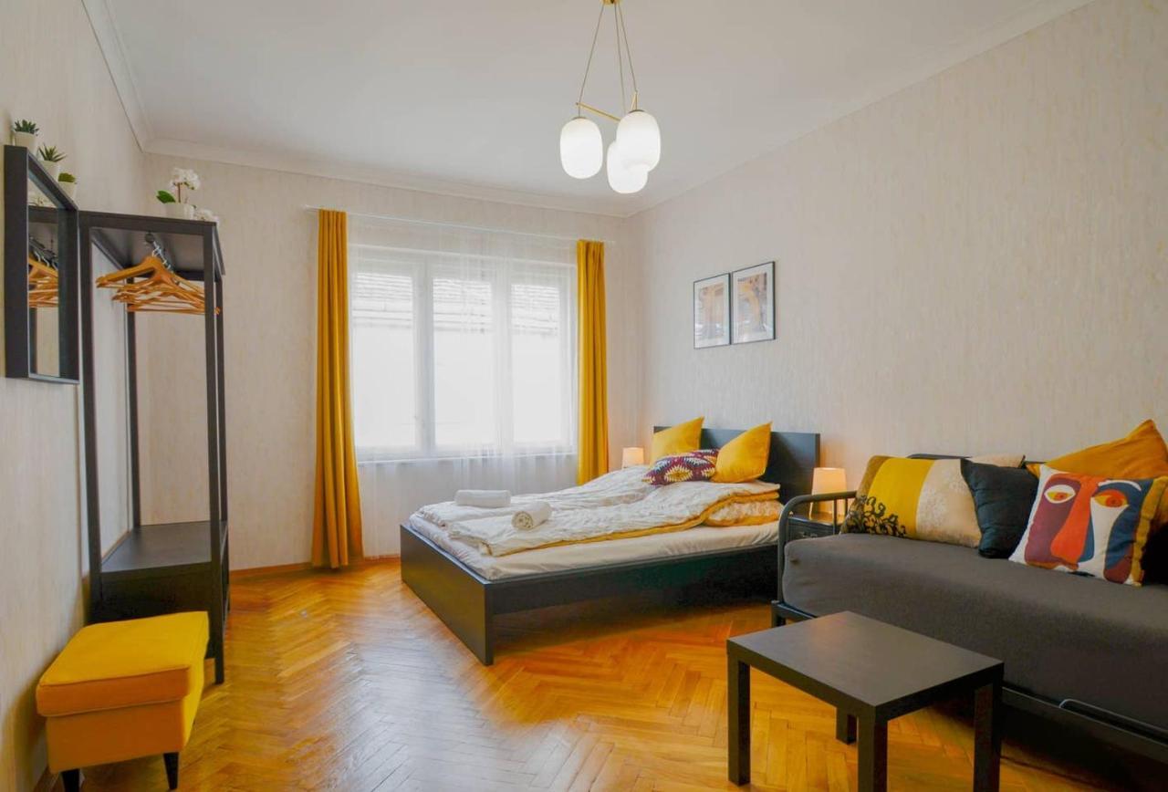 Lonyay Gellert View 2Br Apartment Budapest Luaran gambar